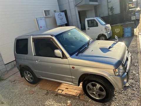 Mitsubishi Pajero Mini