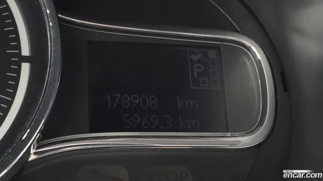 Renault SM3