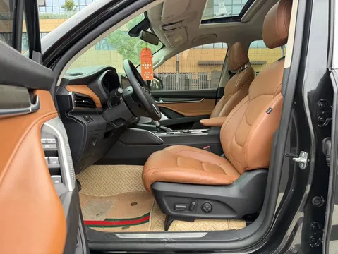 Maxus D90