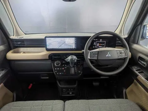 Mitsubishi Delica Mini