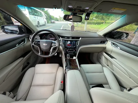 Cadillac XTS