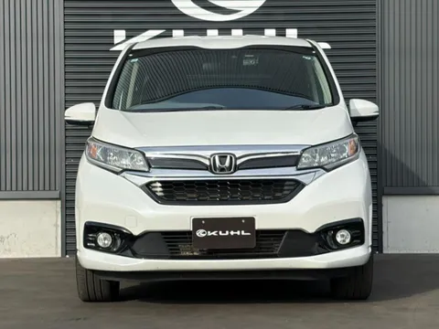 Honda Freed Plus