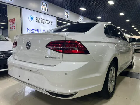 Volkswagen Lamando