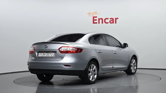 Renault SM3
