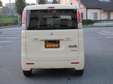 Suzuki Spacia