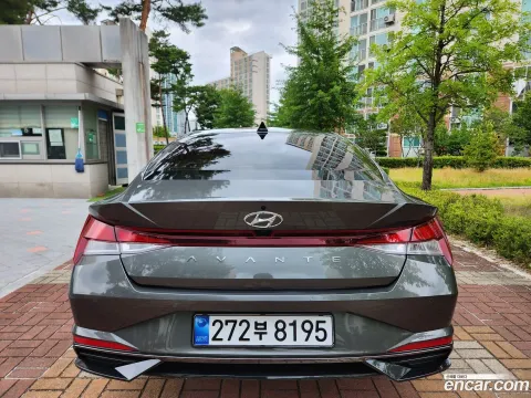 Hyundai Elantra (Avante)