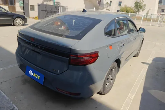 Baojun RC-5
