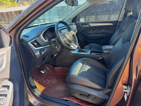 Roewe RX5
