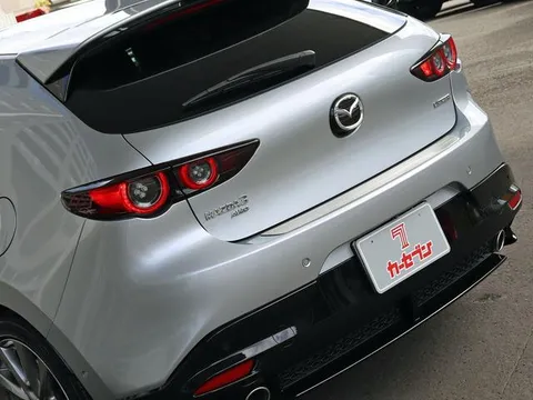 Mazda MAZDA3 Fastback