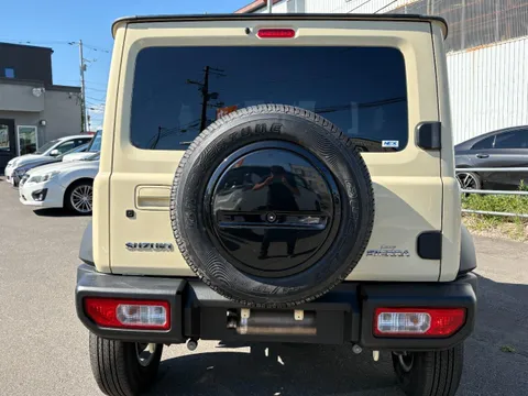 Suzuki Jimny Sierra