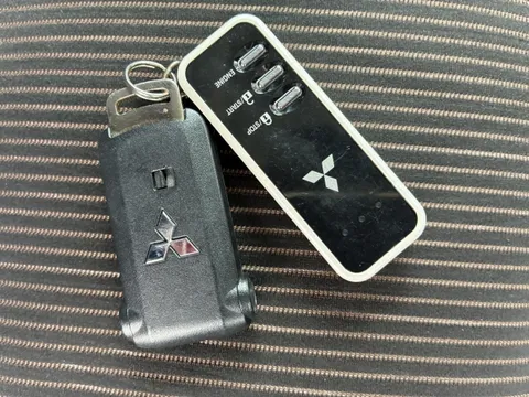 Mitsubishi eK Space Custom