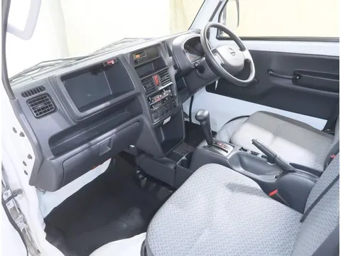 Nissan Clipper Truck