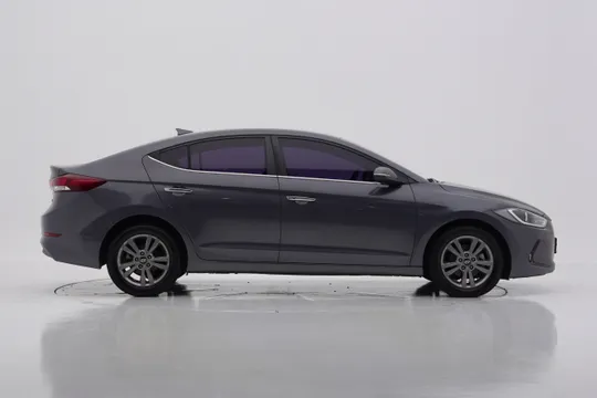 Hyundai Elantra (Avante)