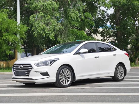 Hyundai Mistra