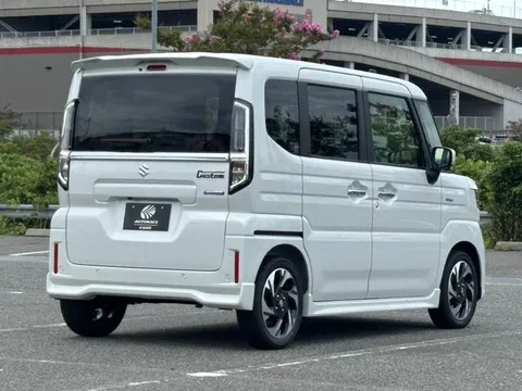 Suzuki Spacia Custom