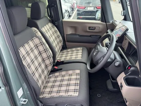 Honda N-BOX Joy