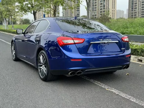 Maserati Ghibli