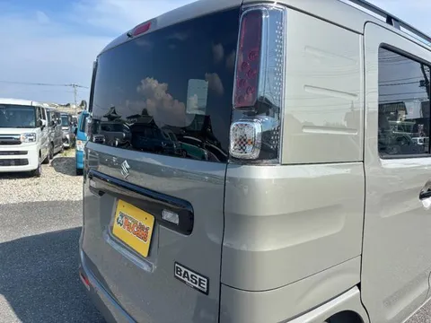 Suzuki Spacia Base