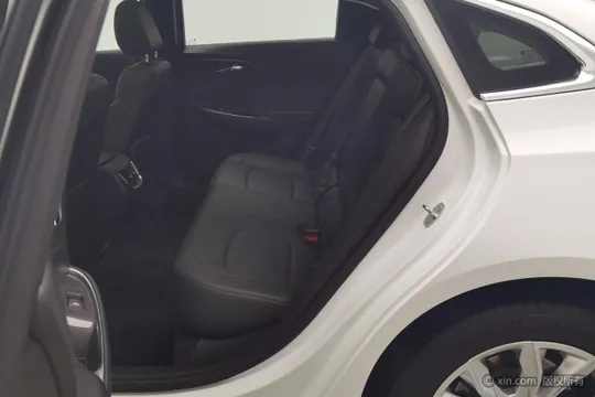 Chevrolet Malibu XL