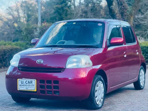 Daihatsu Esse