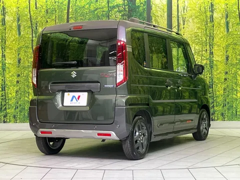 Suzuki Spacia Gear