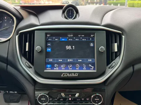Maserati Ghibli