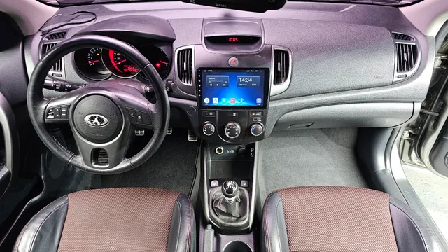 Kia Cerato (Forte)