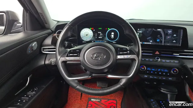 Hyundai Elantra (Avante)