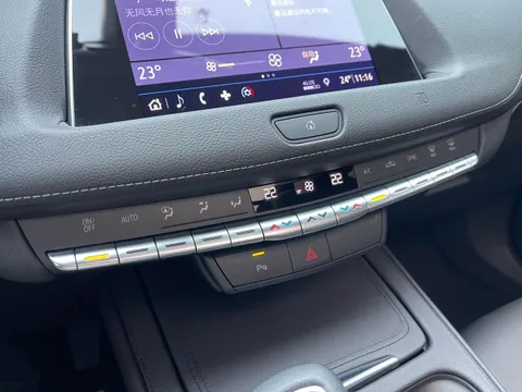 Cadillac XT4