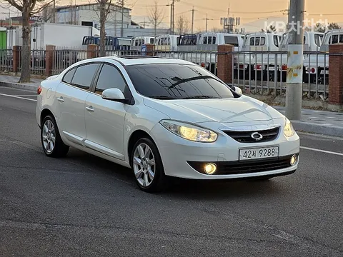 Renault SM3