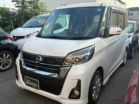Nissan Dayz Roox