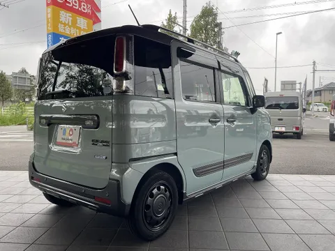 Suzuki Spacia Gear