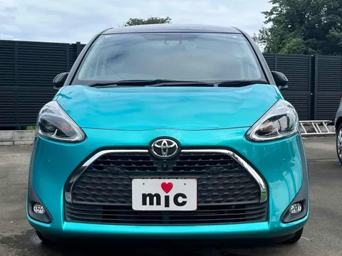 Toyota Sienta