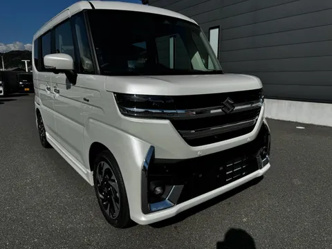 Suzuki Spacia Custom