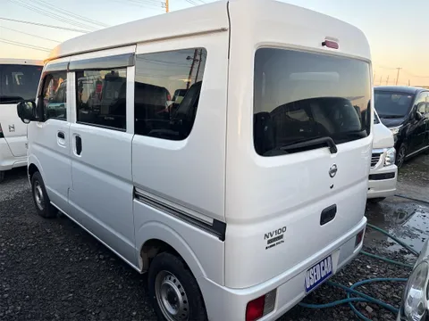 Nissan Clipper