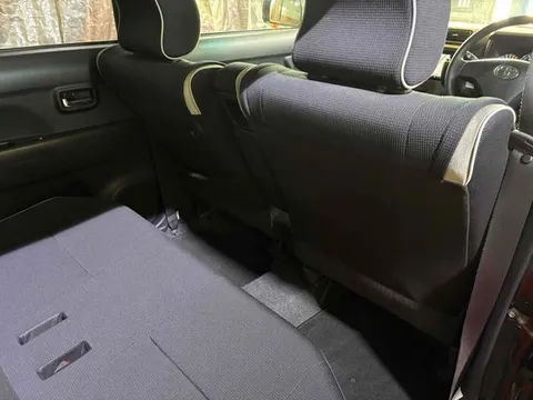 Toyota Pixis Space