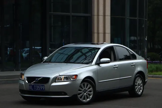 Volvo S40