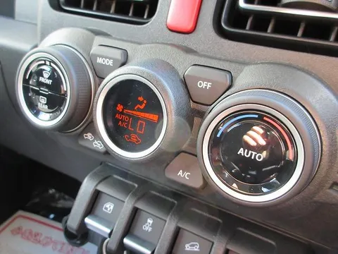 Suzuki Jimny Nomade