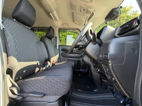Suzuki Spacia Gear