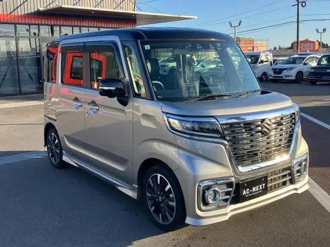 Suzuki Spacia Custom