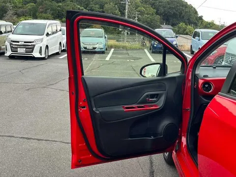 Toyota Yaris (Vitz)