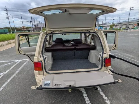 Nissan Rasheen