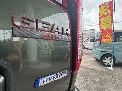 Suzuki Spacia Gear