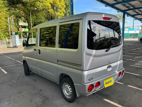 Mitsubishi Minicab Van