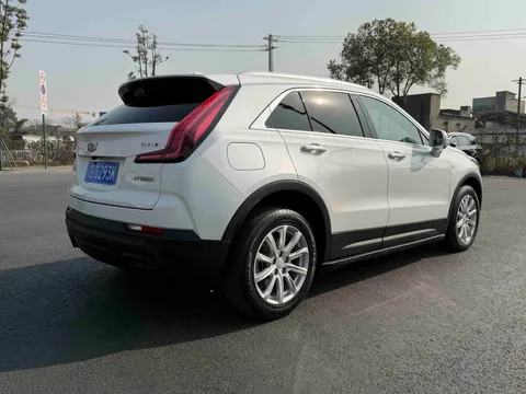 Cadillac XT4