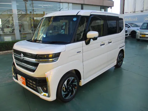 Suzuki Spacia Custom