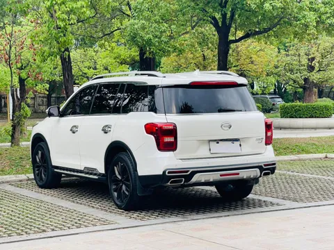 Gac GS8