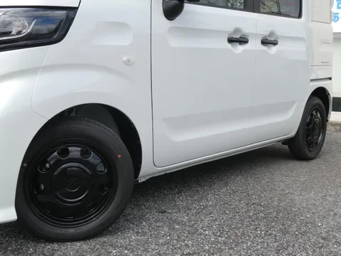 Suzuki Spacia Base