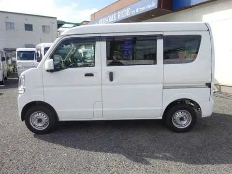 Nissan Clipper