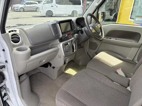 Nissan Clipper Rio